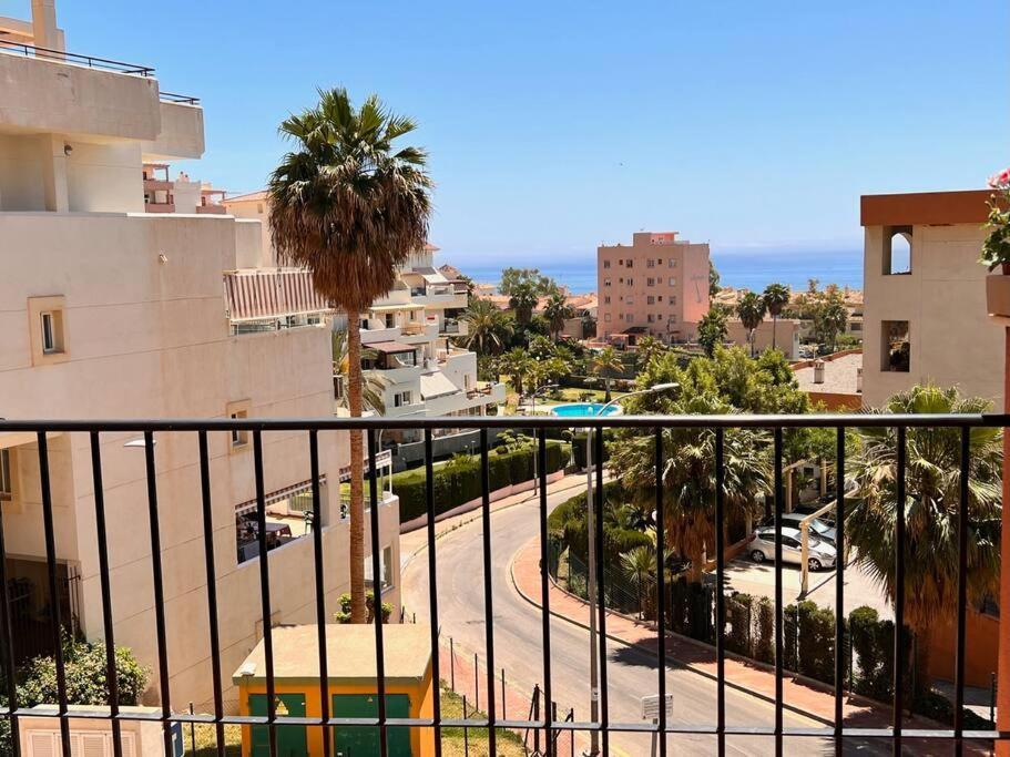 Benalmadena Costa Malaga Apartamento Muy Acogedor Con Vistas Al Mar Terraza Gigante Para Verano E Invierno Parking 외부 사진