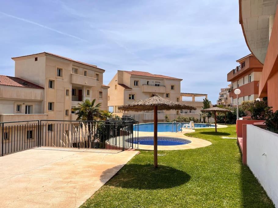 Benalmadena Costa Malaga Apartamento Muy Acogedor Con Vistas Al Mar Terraza Gigante Para Verano E Invierno Parking 외부 사진