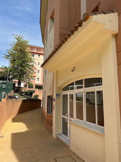 Benalmadena Costa Malaga Apartamento Muy Acogedor Con Vistas Al Mar Terraza Gigante Para Verano E Invierno Parking 외부 사진