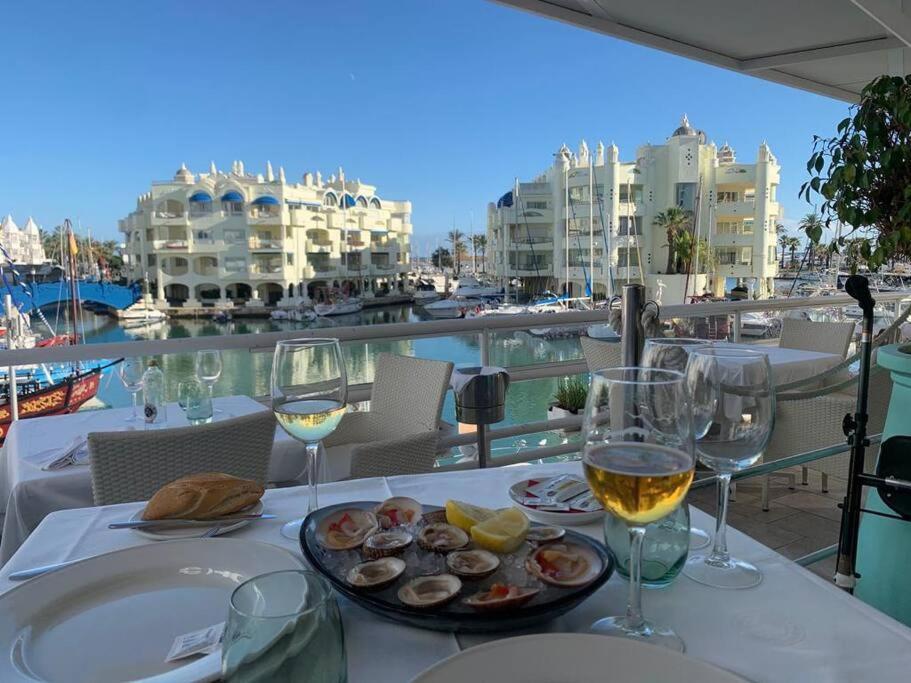 Benalmadena Costa Malaga Apartamento Muy Acogedor Con Vistas Al Mar Terraza Gigante Para Verano E Invierno Parking 외부 사진