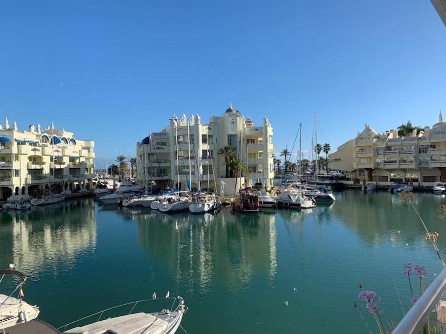 Benalmadena Costa Malaga Apartamento Muy Acogedor Con Vistas Al Mar Terraza Gigante Para Verano E Invierno Parking 외부 사진
